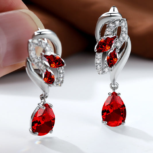 High-End Accessible Luxury Ear Jewelry